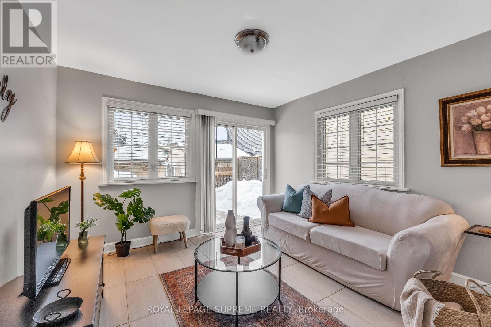 121 Millicent Street, Toronto, Ontario  M6H 1W3 - Photo 18 - W12782540