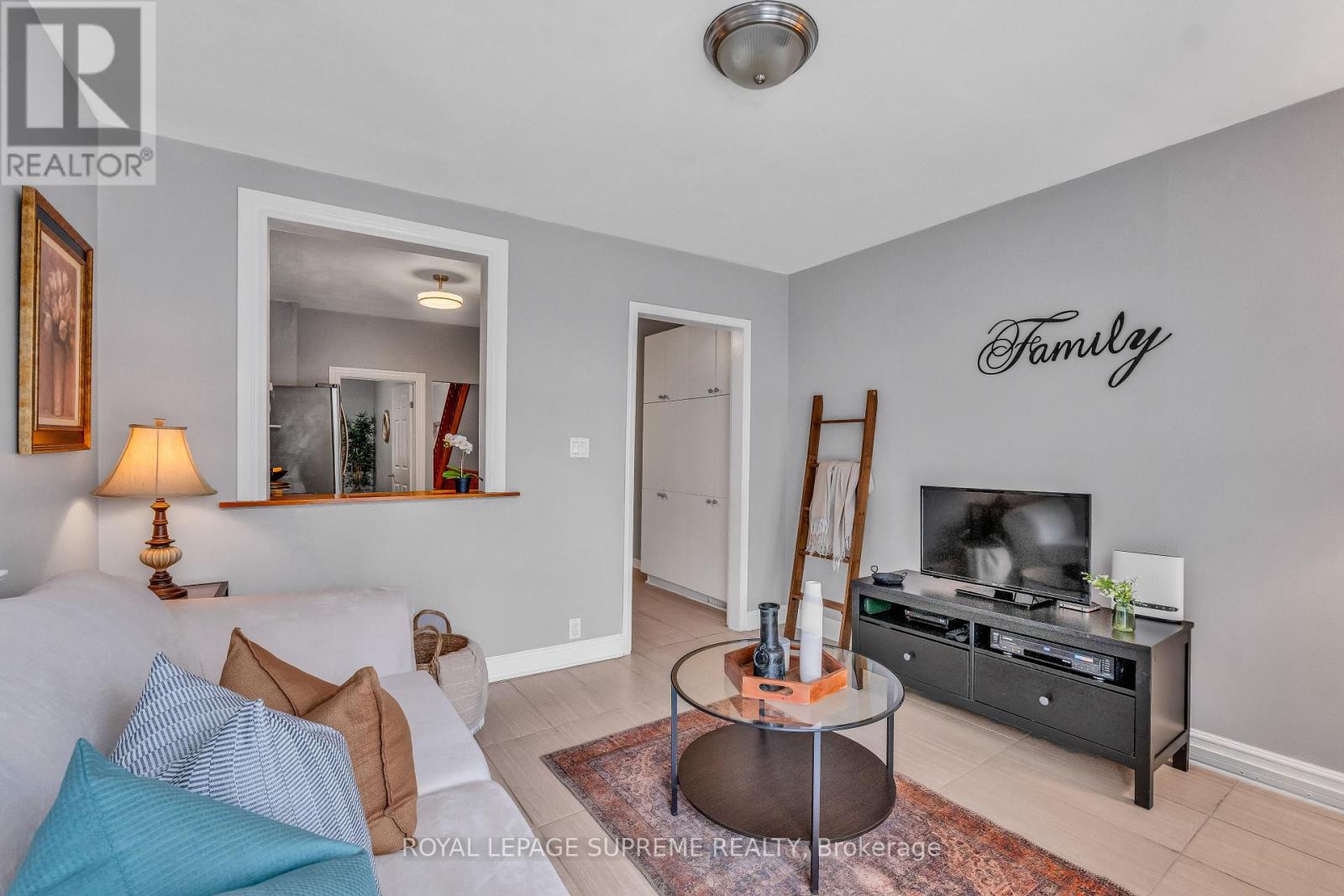 121 Millicent Street, Toronto, Ontario  M6H 1W3 - Photo 20 - W12782540