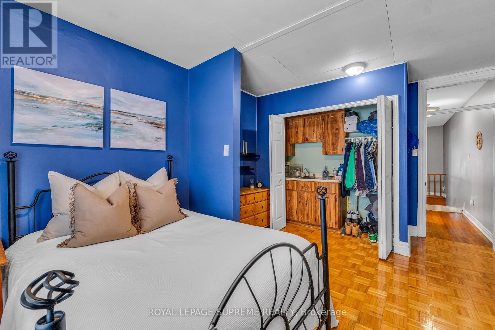 121 Millicent Street, Toronto, Ontario  M6H 1W3 - Photo 25 - W12782540