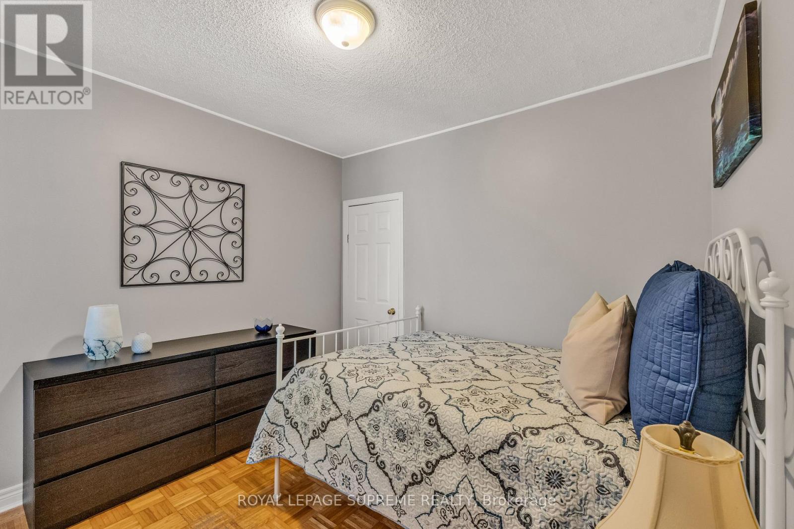 121 Millicent Street, Toronto, Ontario  M6H 1W3 - Photo 30 - W12782540