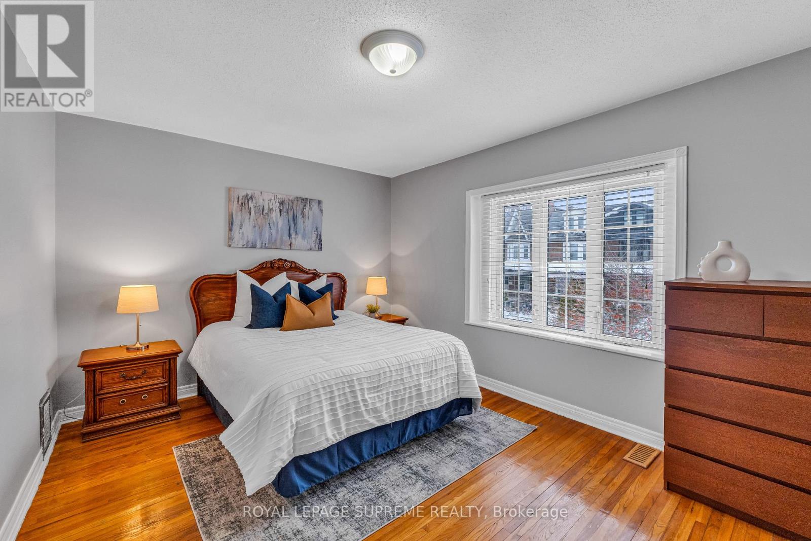 121 Millicent Street, Toronto, Ontario  M6H 1W3 - Photo 33 - W12782540