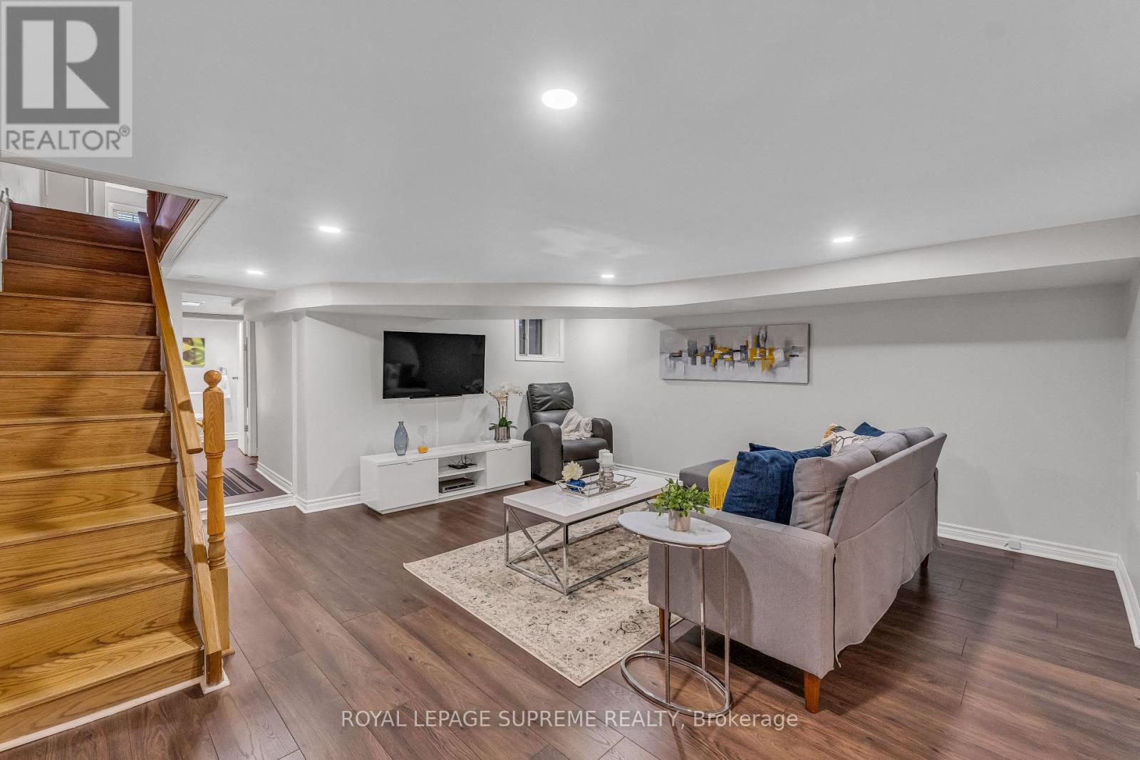 121 Millicent Street, Toronto, Ontario  M6H 1W3 - Photo 37 - W12782540