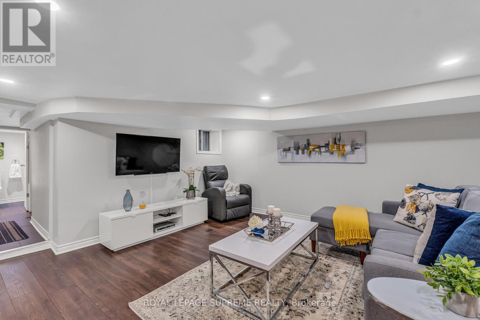 121 Millicent Street, Toronto, Ontario  M6H 1W3 - Photo 38 - W12782540