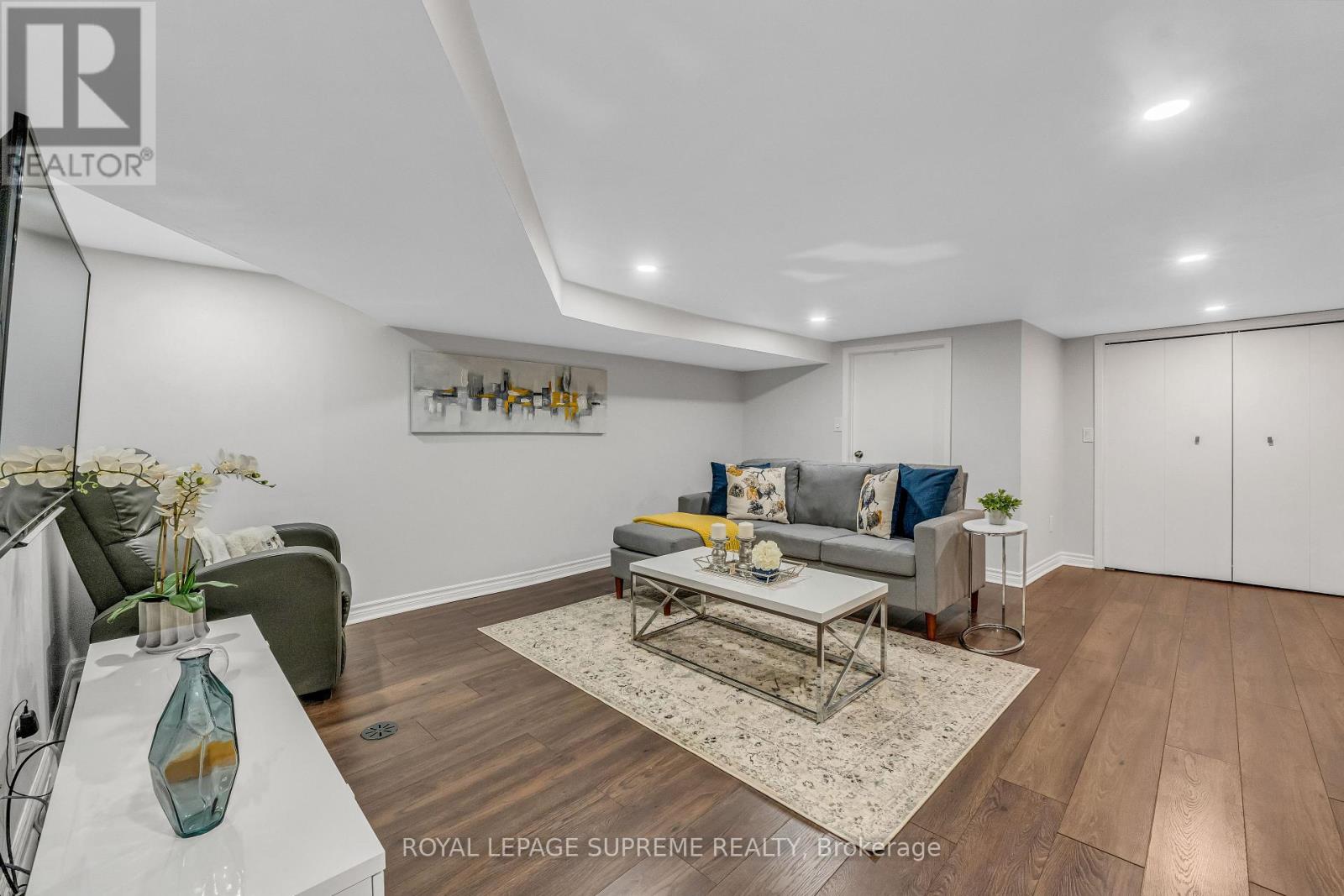 121 Millicent Street, Toronto, Ontario  M6H 1W3 - Photo 39 - W12782540