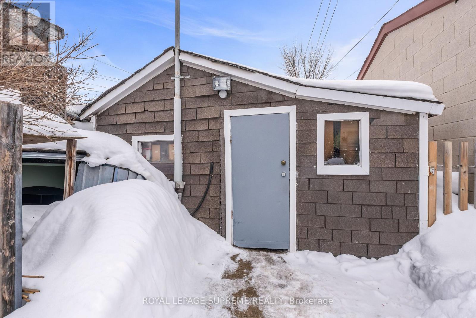 121 Millicent Street, Toronto, Ontario  M6H 1W3 - Photo 50 - W12782540