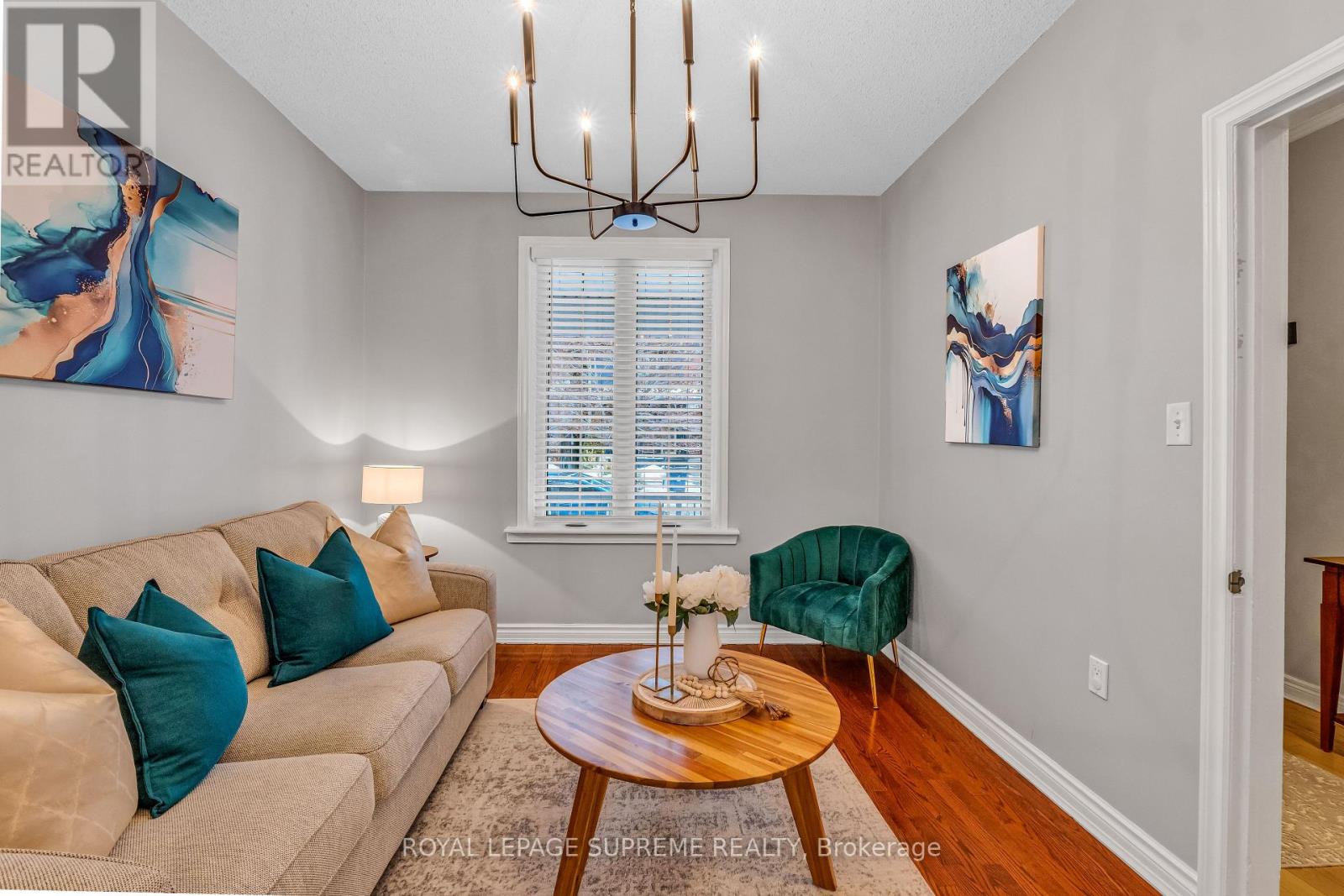 121 Millicent Street, Toronto, Ontario  M6H 1W3 - Photo 9 - W12782540