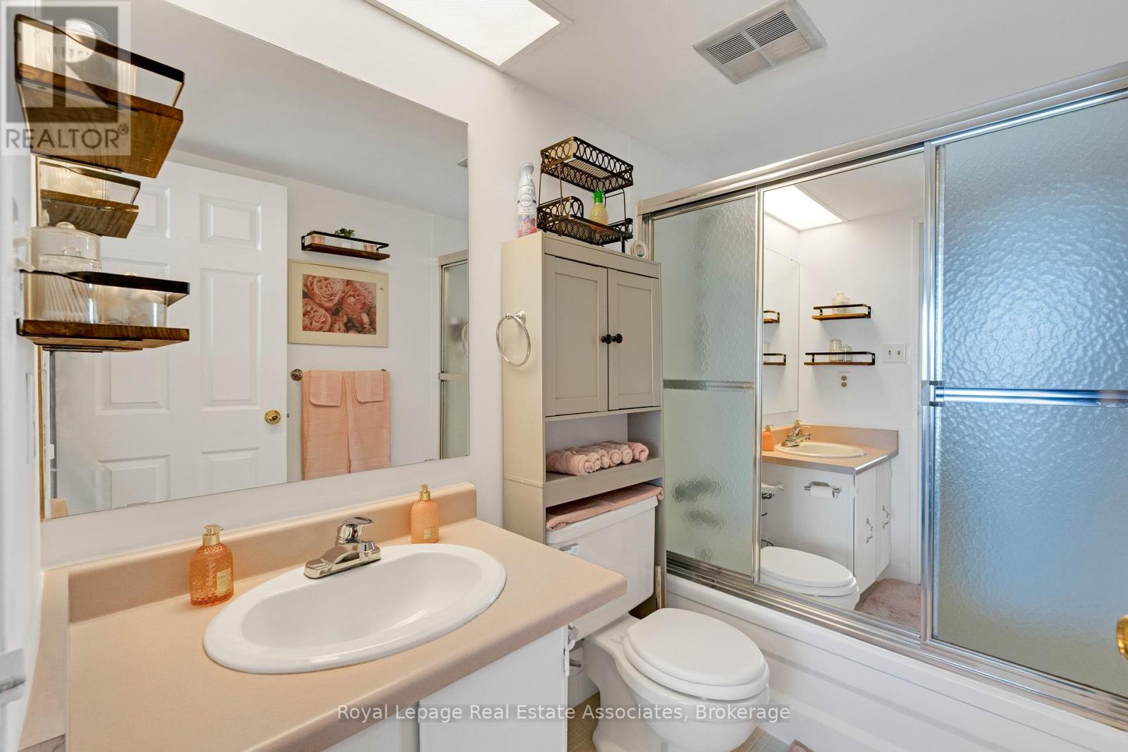 912 - 50 Elm Drive E, Mississauga, Ontario  L5A 3X2 - Photo 17 - W12782546