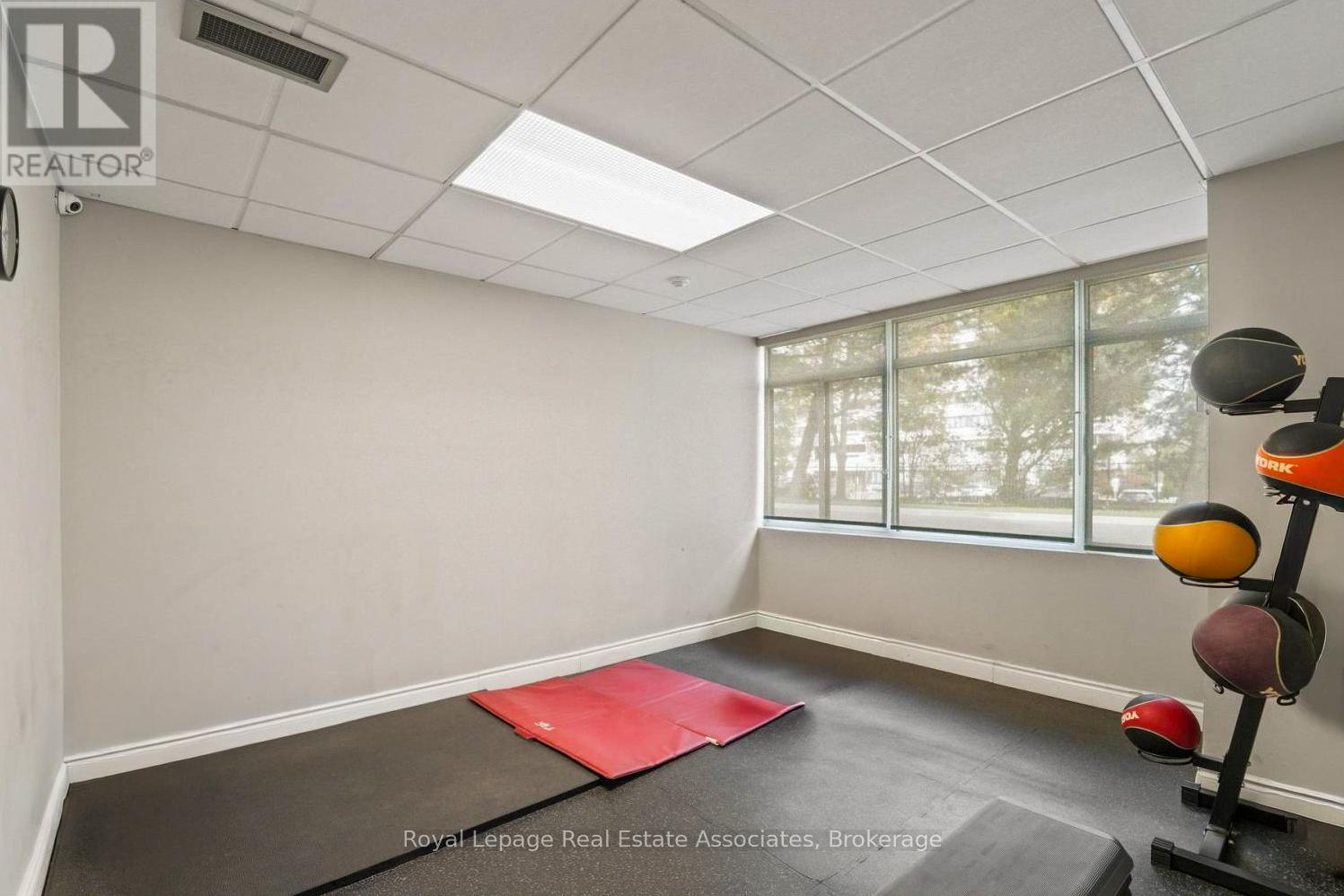 912 - 50 Elm Drive E, Mississauga, Ontario  L5A 3X2 - Photo 24 - W12782546