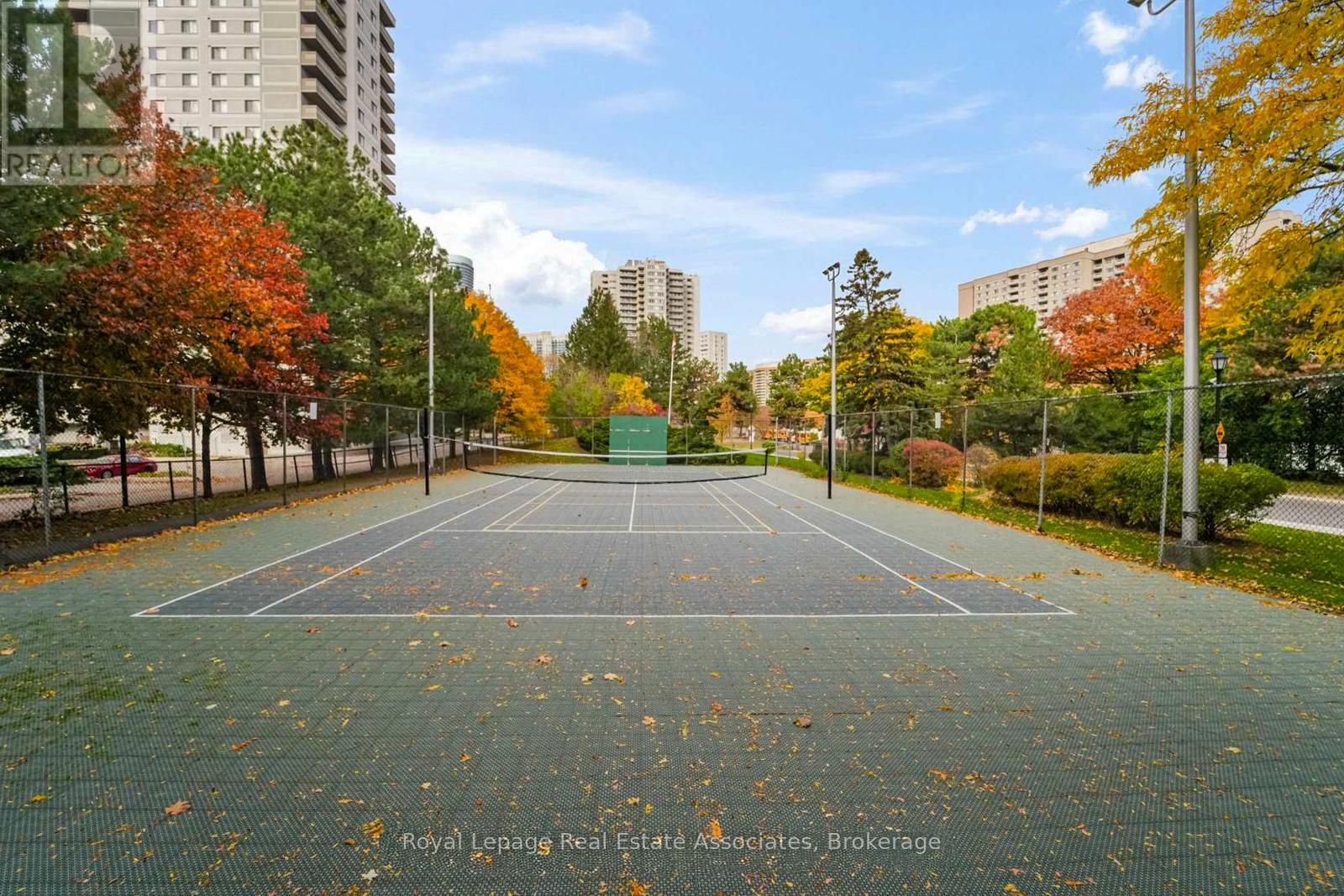 912 - 50 Elm Drive E, Mississauga, Ontario  L5A 3X2 - Photo 26 - W12782546