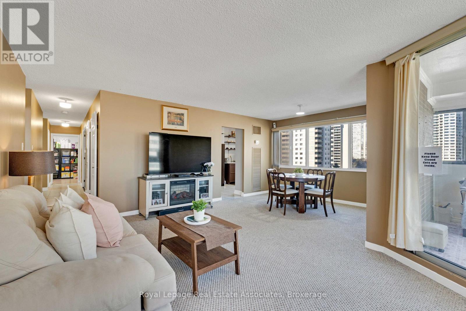 912 - 50 Elm Drive E, Mississauga, Ontario  L5A 3X2 - Photo 8 - W12782546