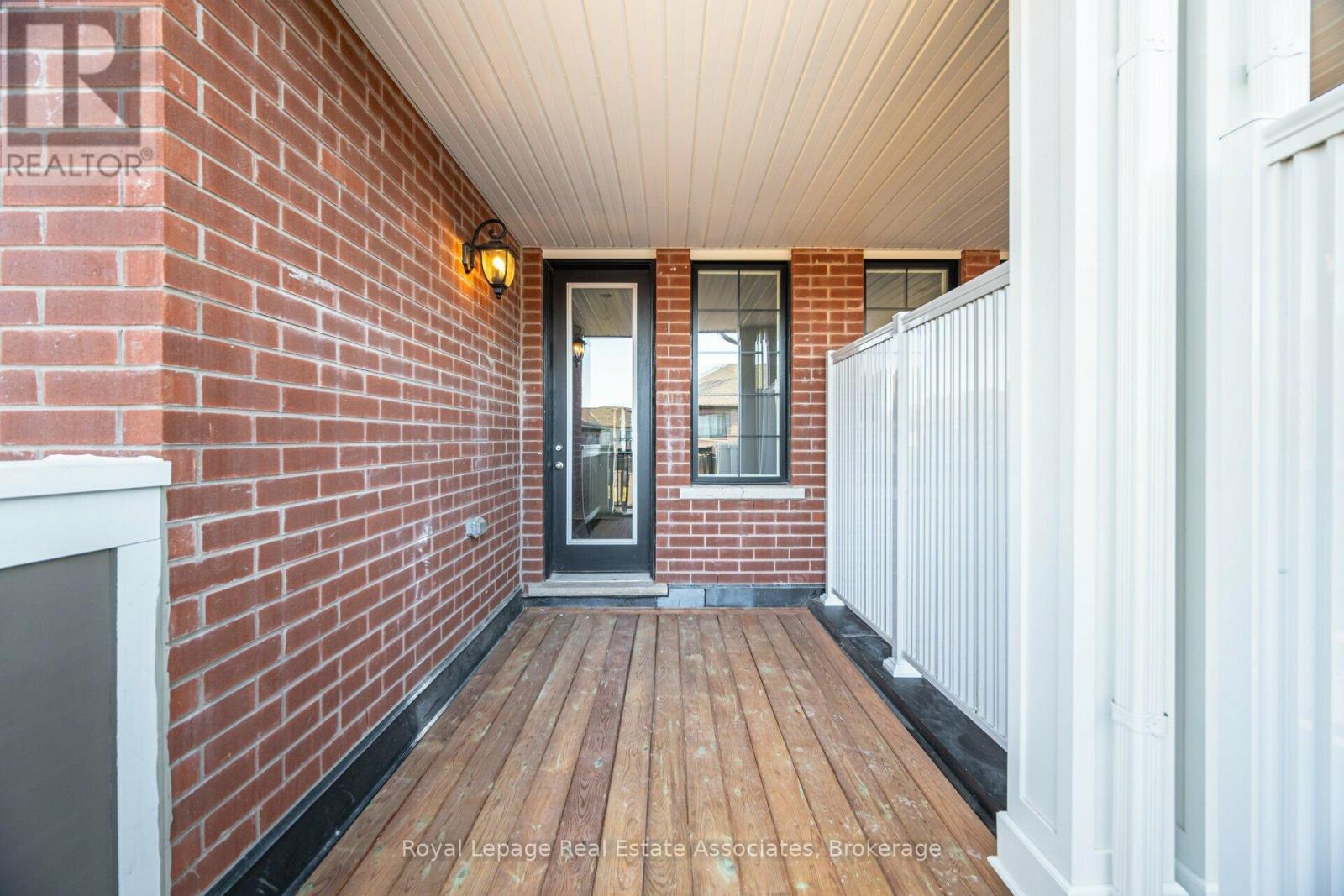 1226 Granary Street, Oakville, Ontario  L6H 7Y4 - Photo 13 - W12782550