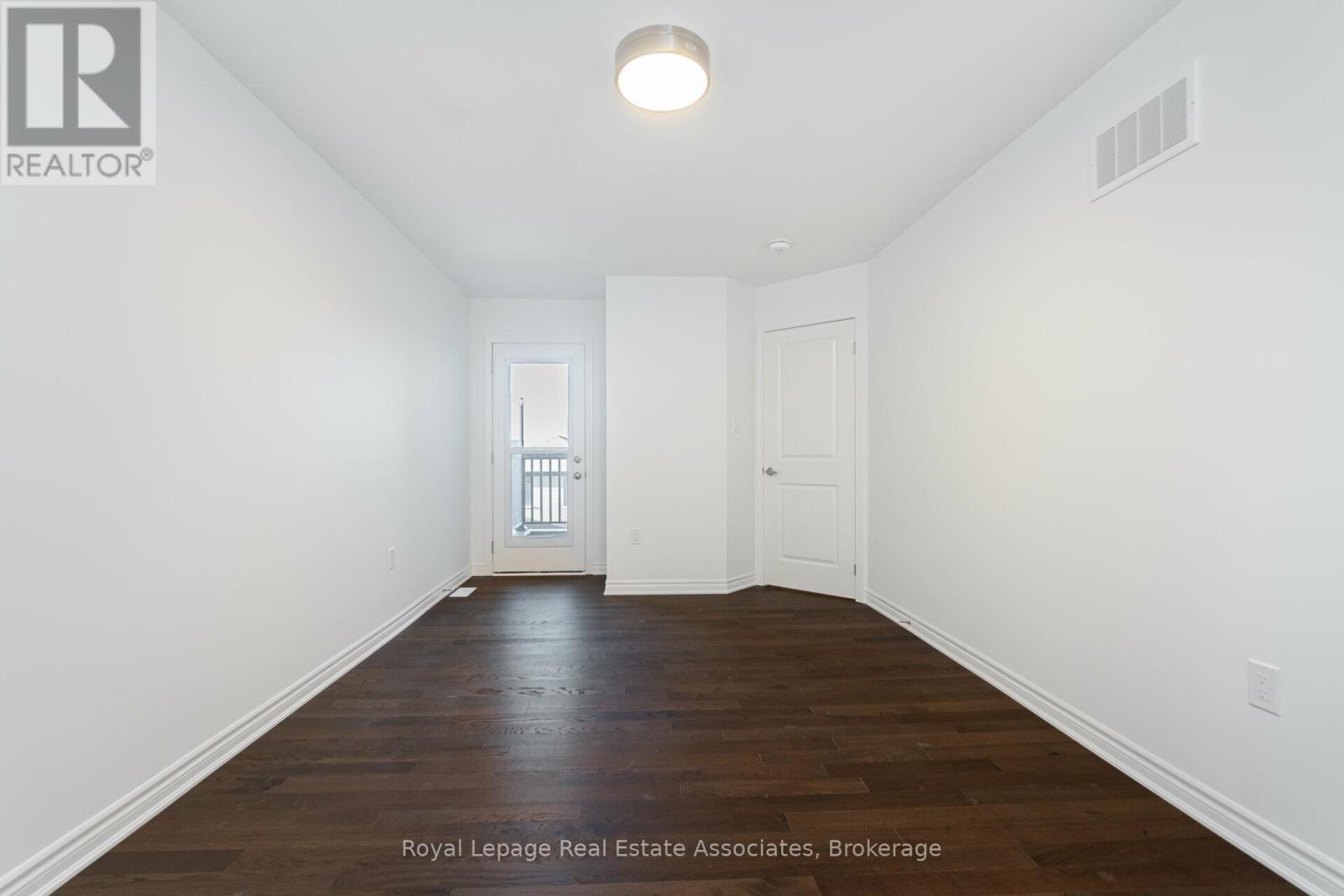 1226 Granary Street, Oakville, Ontario  L6H 7Y4 - Photo 25 - W12782550