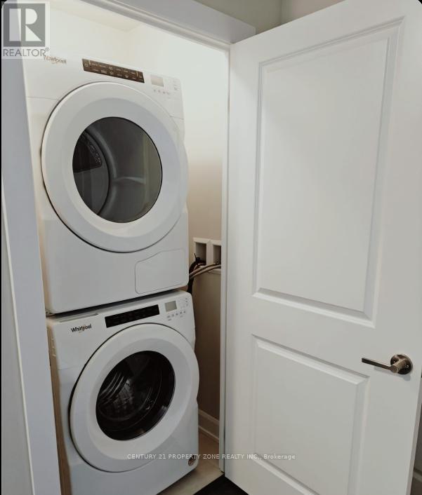 1111 - 3220 William Coltson Avenue N, Oakville, Ontario  L6H 7C2 - Photo 4 - W12782568