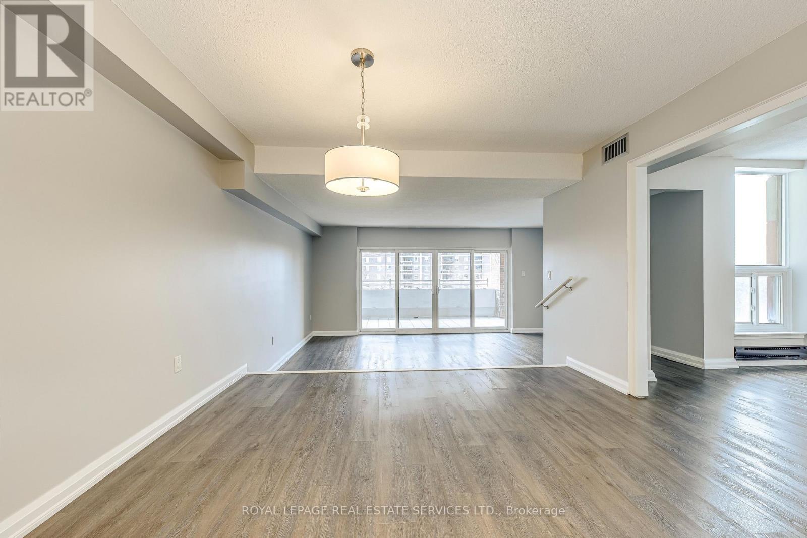 709 - 965 Inverhouse Drive, Mississauga, Ontario  L5J 4B4 - Photo 11 - W12782580