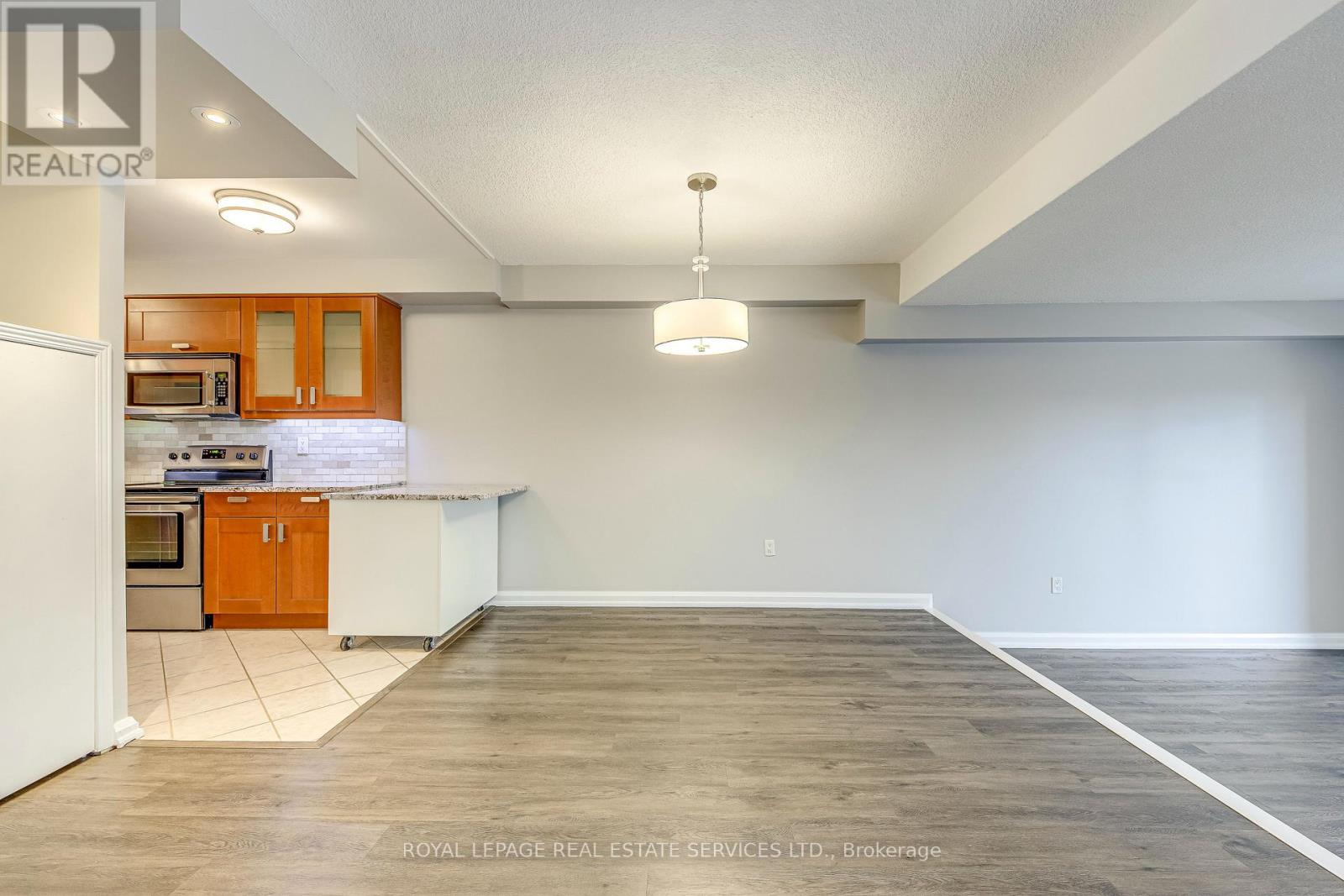 709 - 965 Inverhouse Drive, Mississauga, Ontario  L5J 4B4 - Photo 12 - W12782580