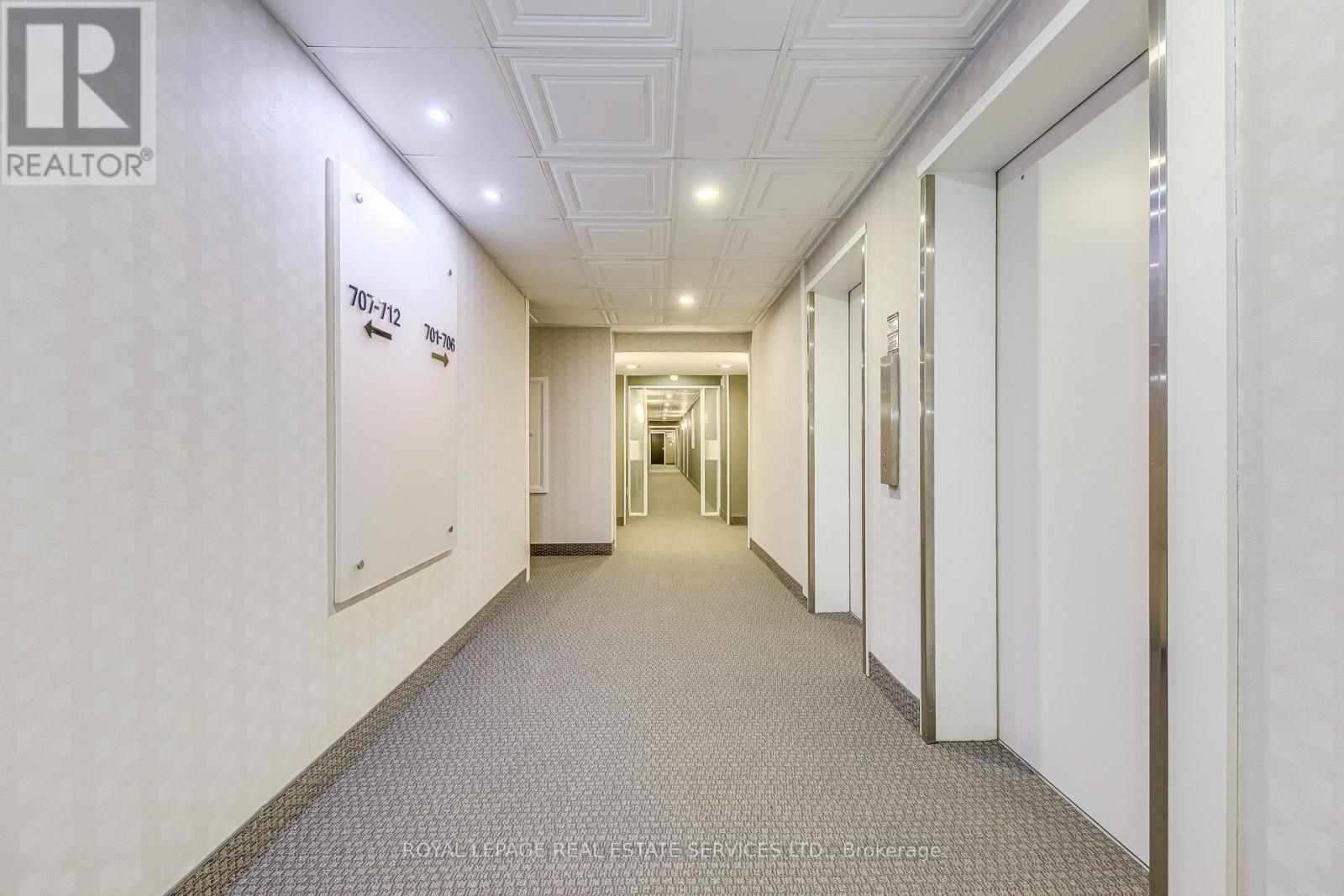 709 - 965 Inverhouse Drive, Mississauga, Ontario  L5J 4B4 - Photo 4 - W12782580