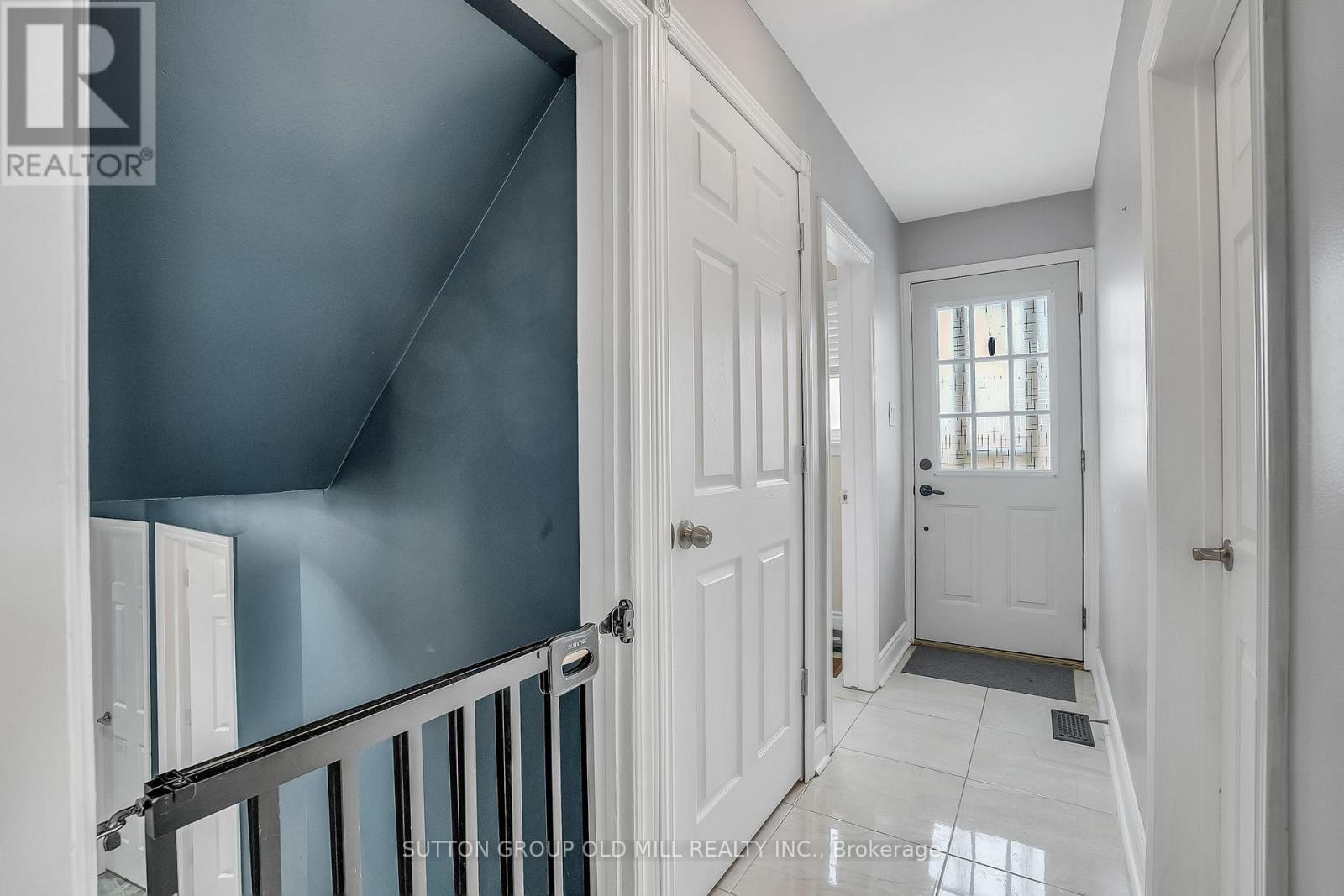 1879 Sandgate Crescent, Mississauga, Ontario  L5J 2E7 - Photo 23 - W12782600