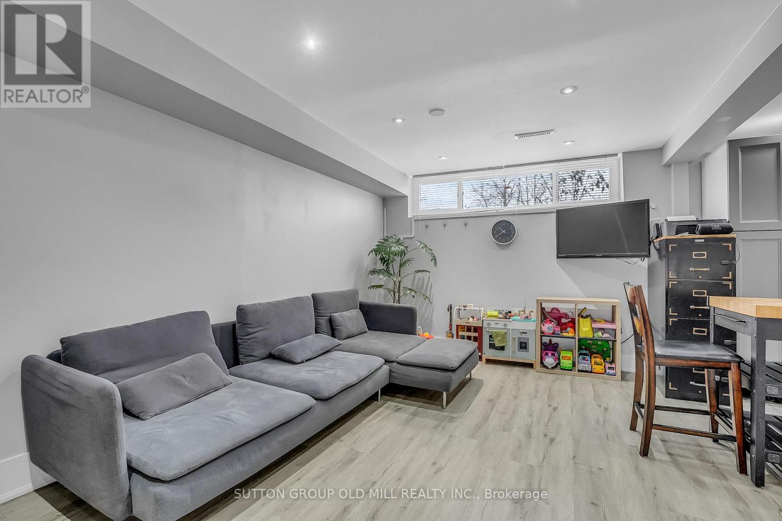 1879 Sandgate Crescent, Mississauga, Ontario  L5J 2E7 - Photo 29 - W12782600