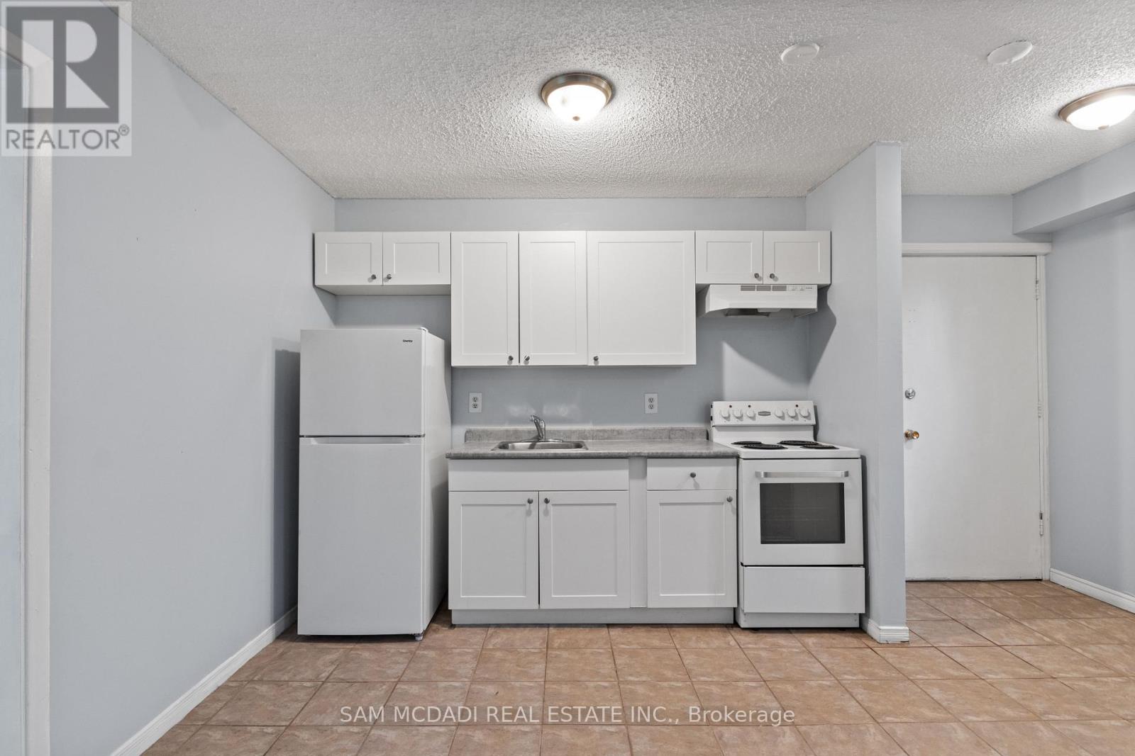 1 - 15 Faulkner Street, Orangeville, Ontario  L9W 2G4 - Photo 6 - W12782606