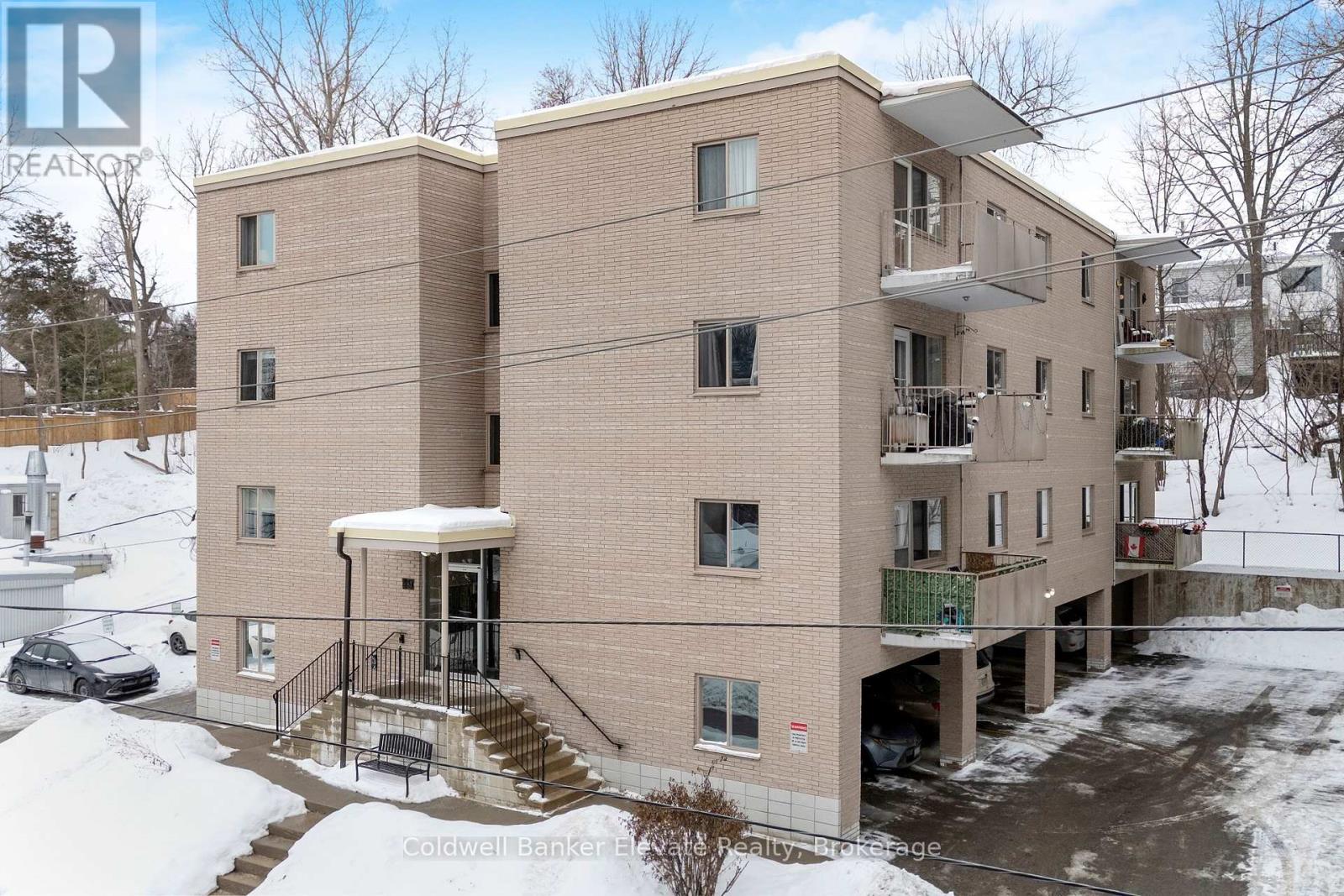 402 - 49 Park Avenue, Halton Hills (Georgetown), Ontario  L7G 3H9 - Photo 2 - W12782616