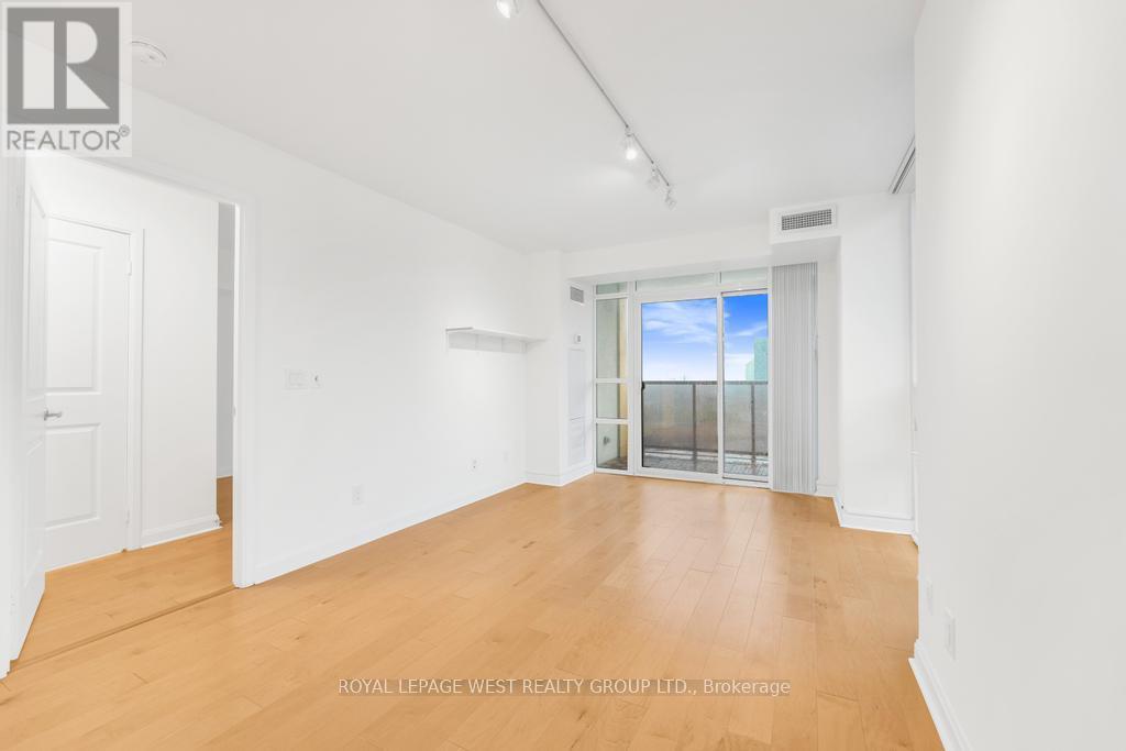 1210 - 1 Michael Power Place, Toronto, Ontario  M9A 0A1 - Photo 12 - W12782664