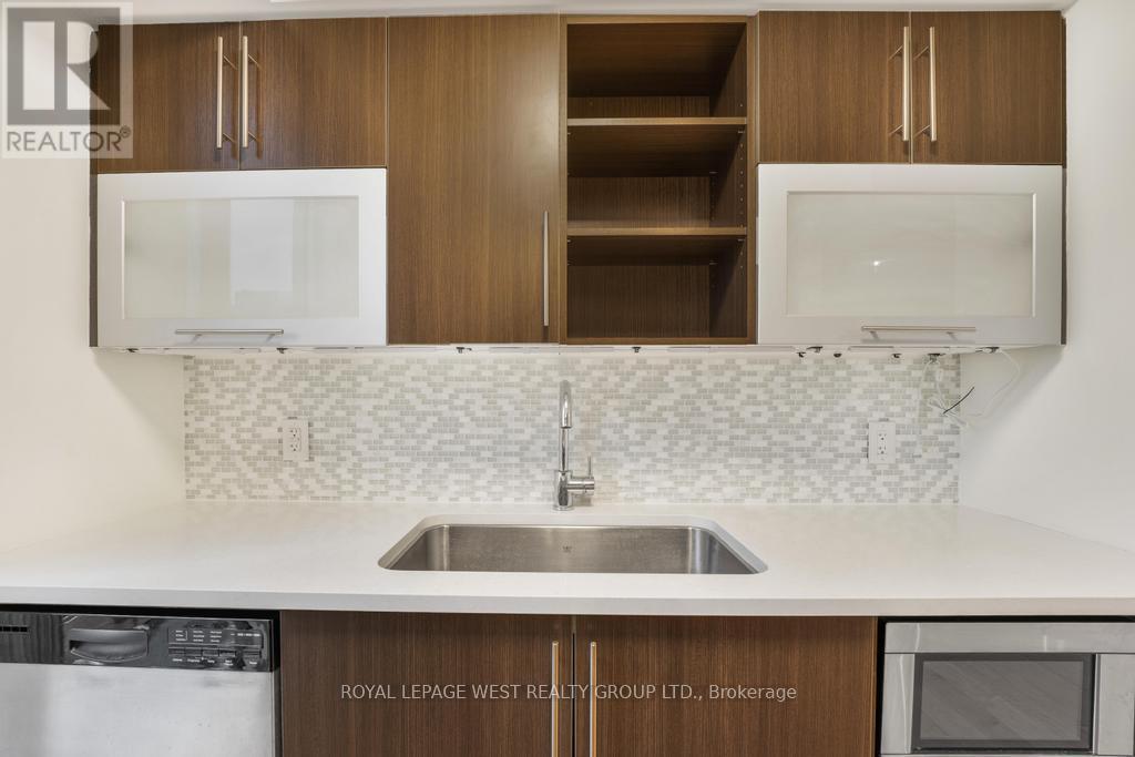 1210 - 1 Michael Power Place, Toronto, Ontario  M9A 0A1 - Photo 18 - W12782664