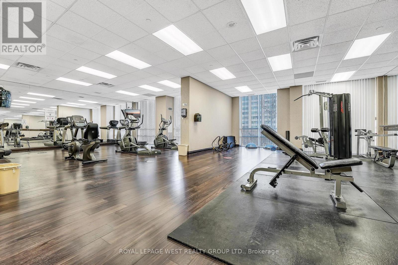 1210 - 1 Michael Power Place, Toronto, Ontario  M9A 0A1 - Photo 32 - W12782664