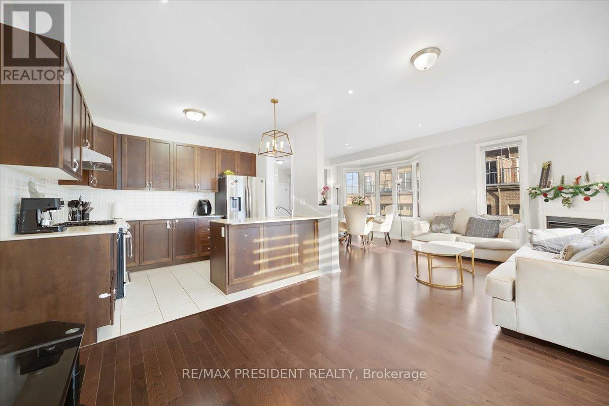 3 Dale Meadows Road, Brampton, Ontario  L7A 4Z9 - Photo 11 - W12782670