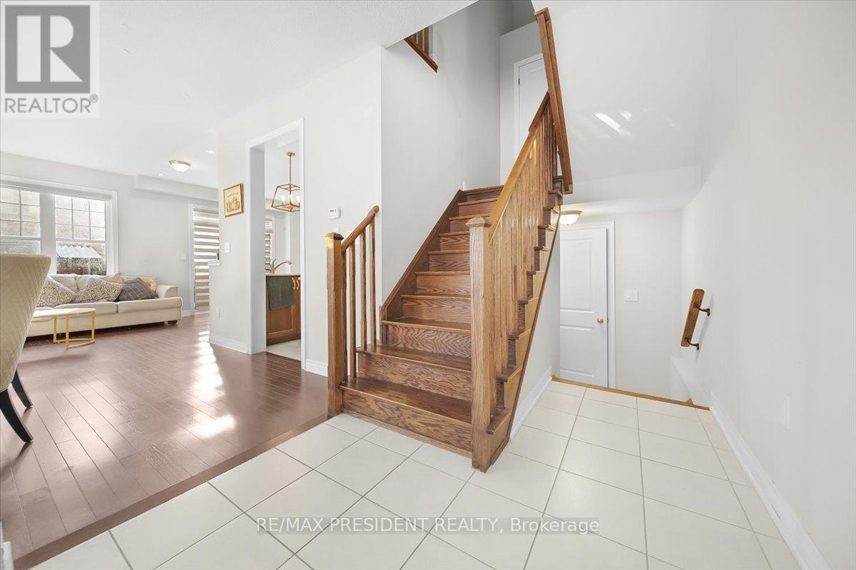 3 Dale Meadows Road, Brampton, Ontario  L7A 4Z9 - Photo 18 - W12782670