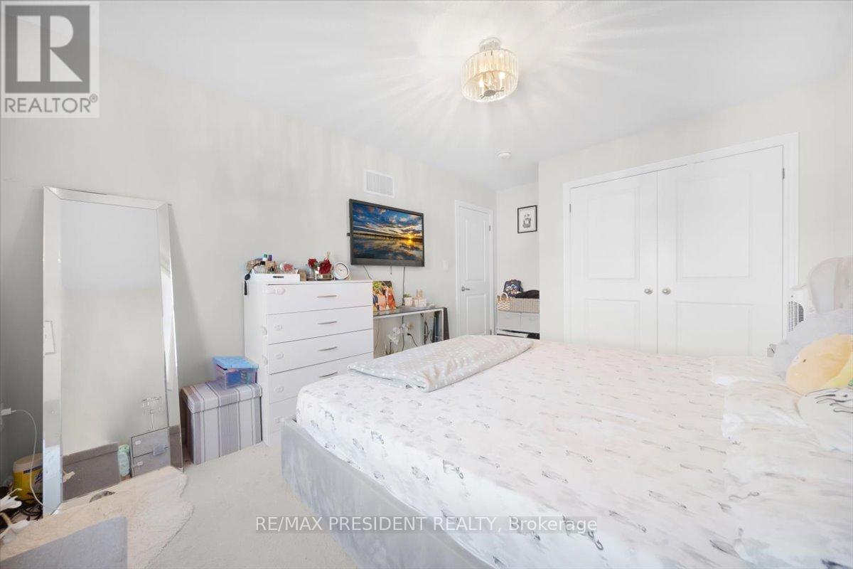 3 Dale Meadows Road, Brampton, Ontario  L7A 4Z9 - Photo 31 - W12782670