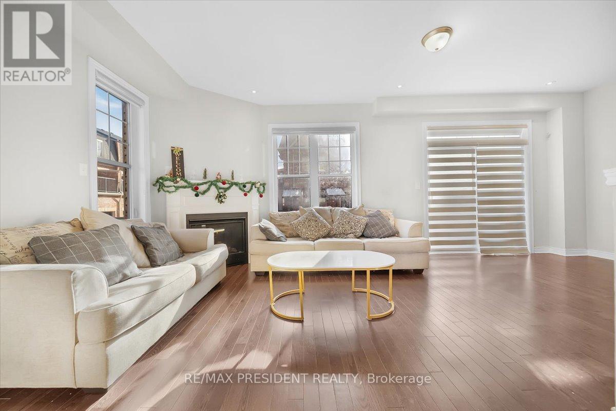 3 Dale Meadows Road, Brampton, Ontario  L7A 4Z9 - Photo 9 - W12782670