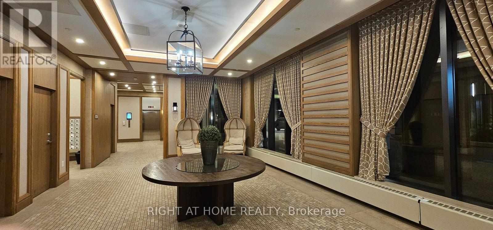 2010 - 830 Lawrence Avenue W, Toronto, Ontario  M6A 0B6 - Photo 7 - W12782690