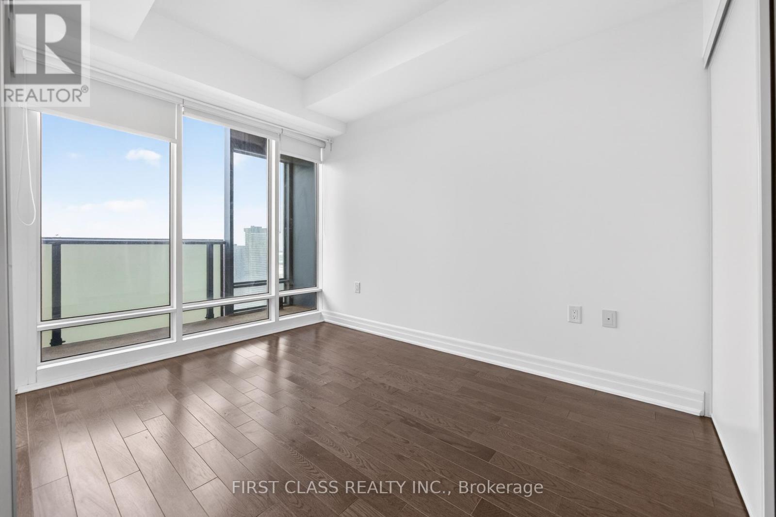 4308 - 8 The Esplanade Avenue, Toronto, Ontario  M5E 0A5 - Photo 18 - C12780706