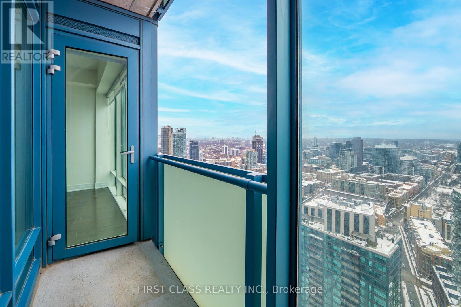 4308 - 8 The Esplanade Avenue, Toronto, Ontario  M5E 0A5 - Photo 29 - C12780706