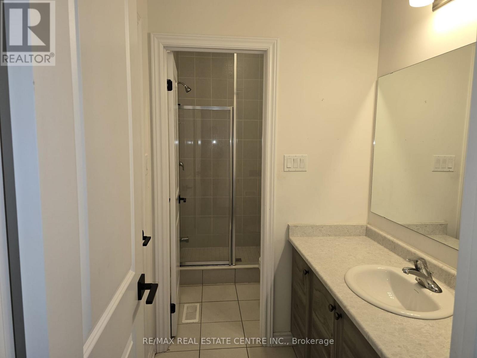 22 Spinland Street, Caledon, Ontario  L7C 4K4 - Photo 24 - W12770926