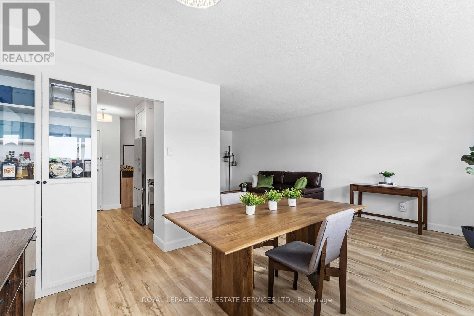 1210 - 215 Glenridge Avenue, St. Catharines, Ontario  L2T 3J7 - Photo 17 - X12782396