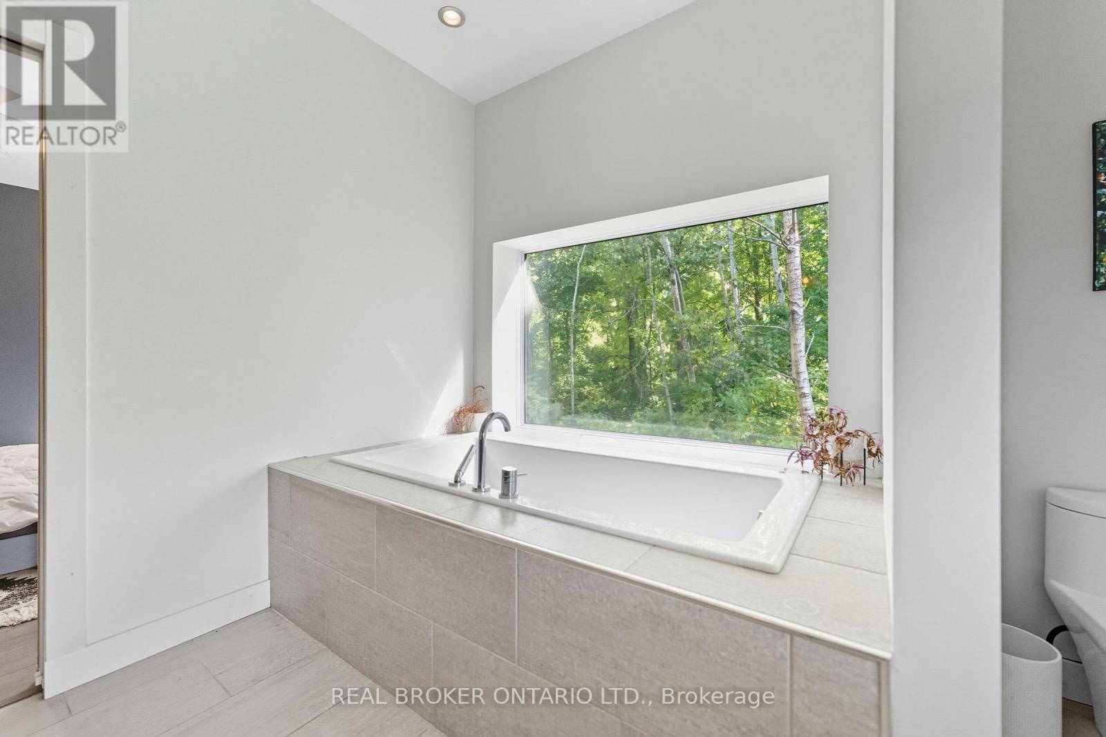 126 Shorties Side Road, Norfolk, Ontario  N4G 4G9 - Photo 20 - X12782424