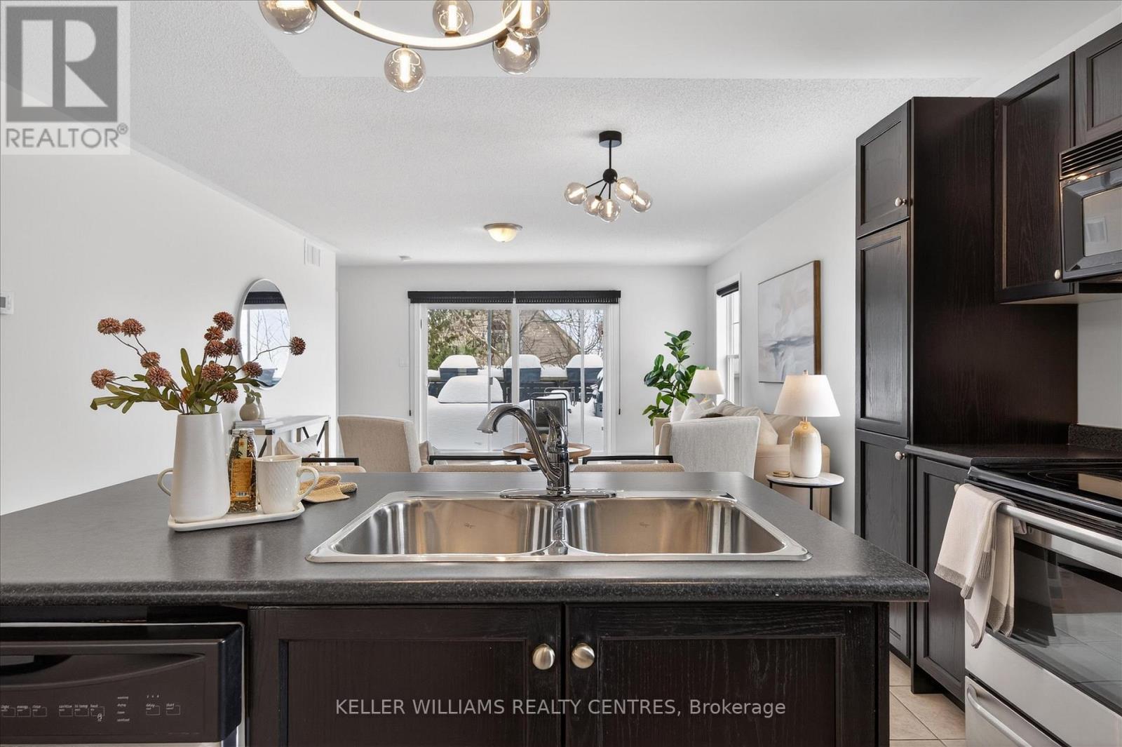 186 Bowen Drive, Peterborough, Ontario  K9H 0B9 - Photo 9 - X12782444