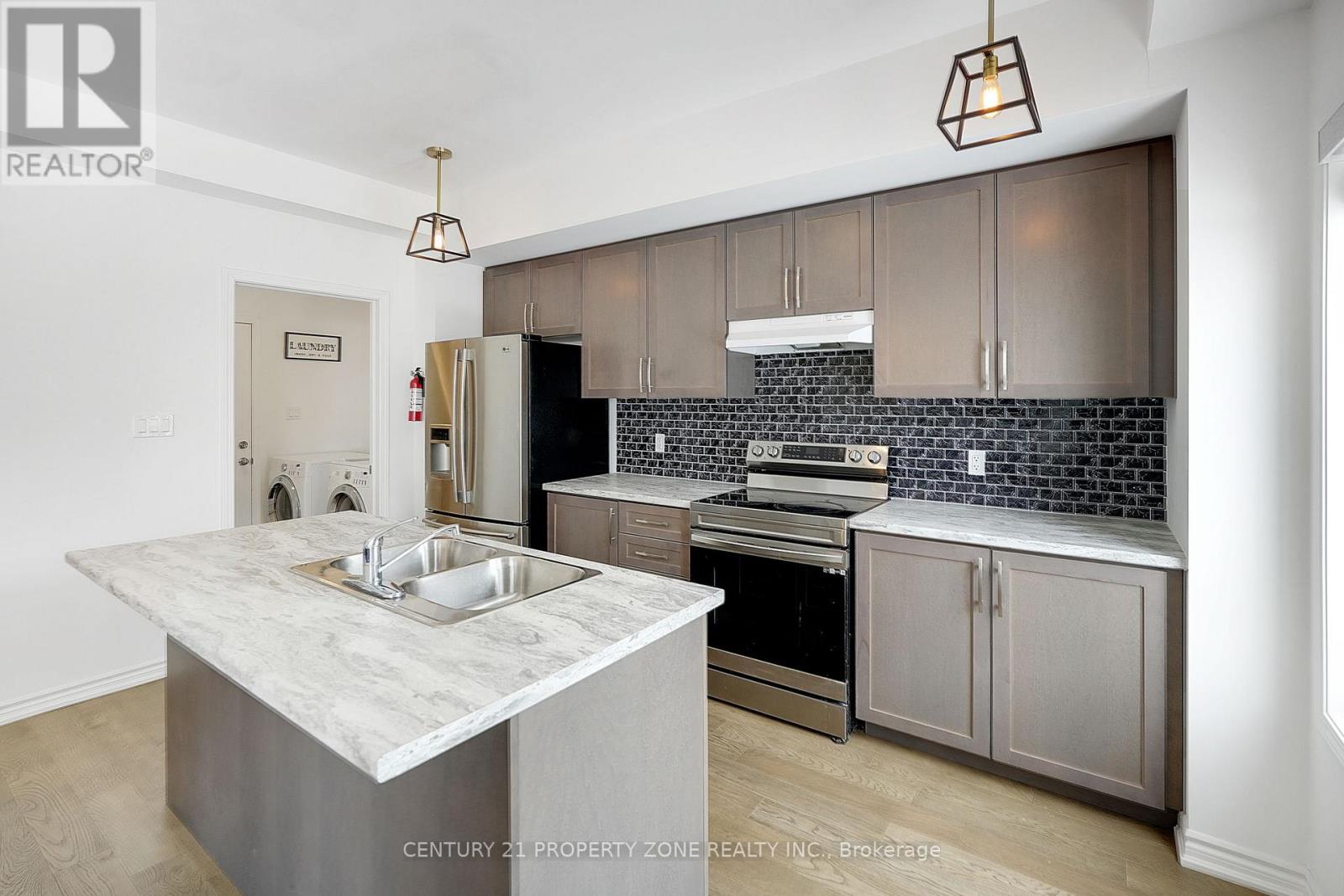 195 Pilkington Street, Thorold, Ontario  L2V 1K5 - Photo 21 - X12782446