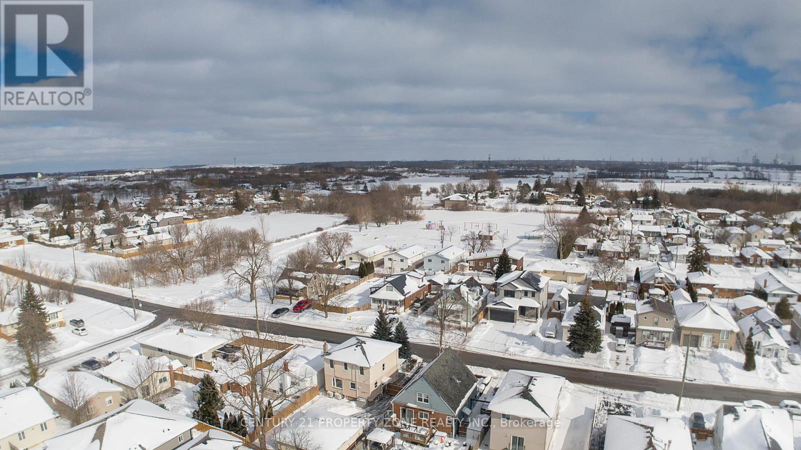 195 Pilkington Street, Thorold, Ontario  L2V 1K5 - Photo 5 - X12782446