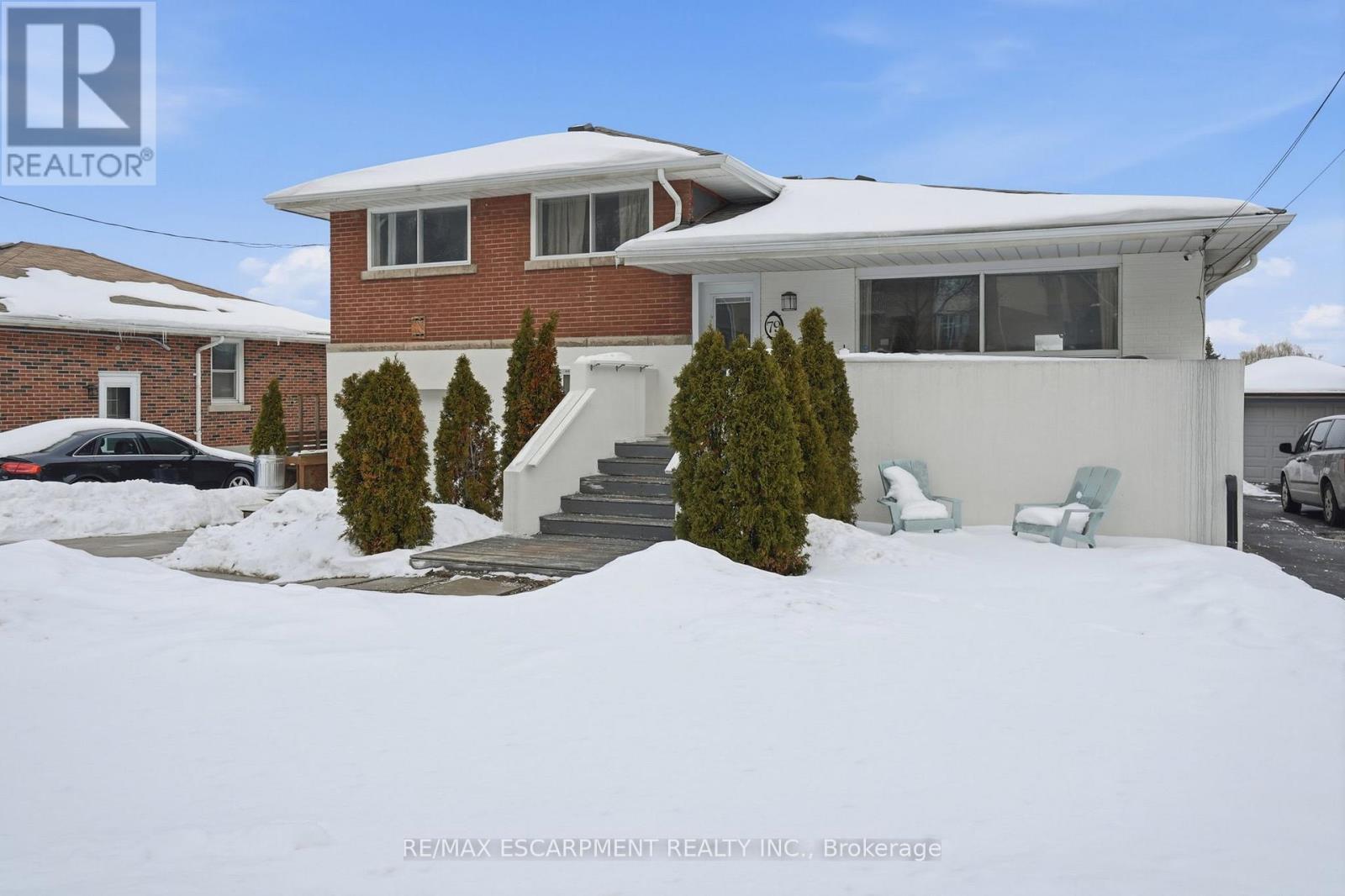 Upper - 79 Kimberly Drive, Hamilton, Ontario  L8K 4K7 - Photo 3 - X12782516