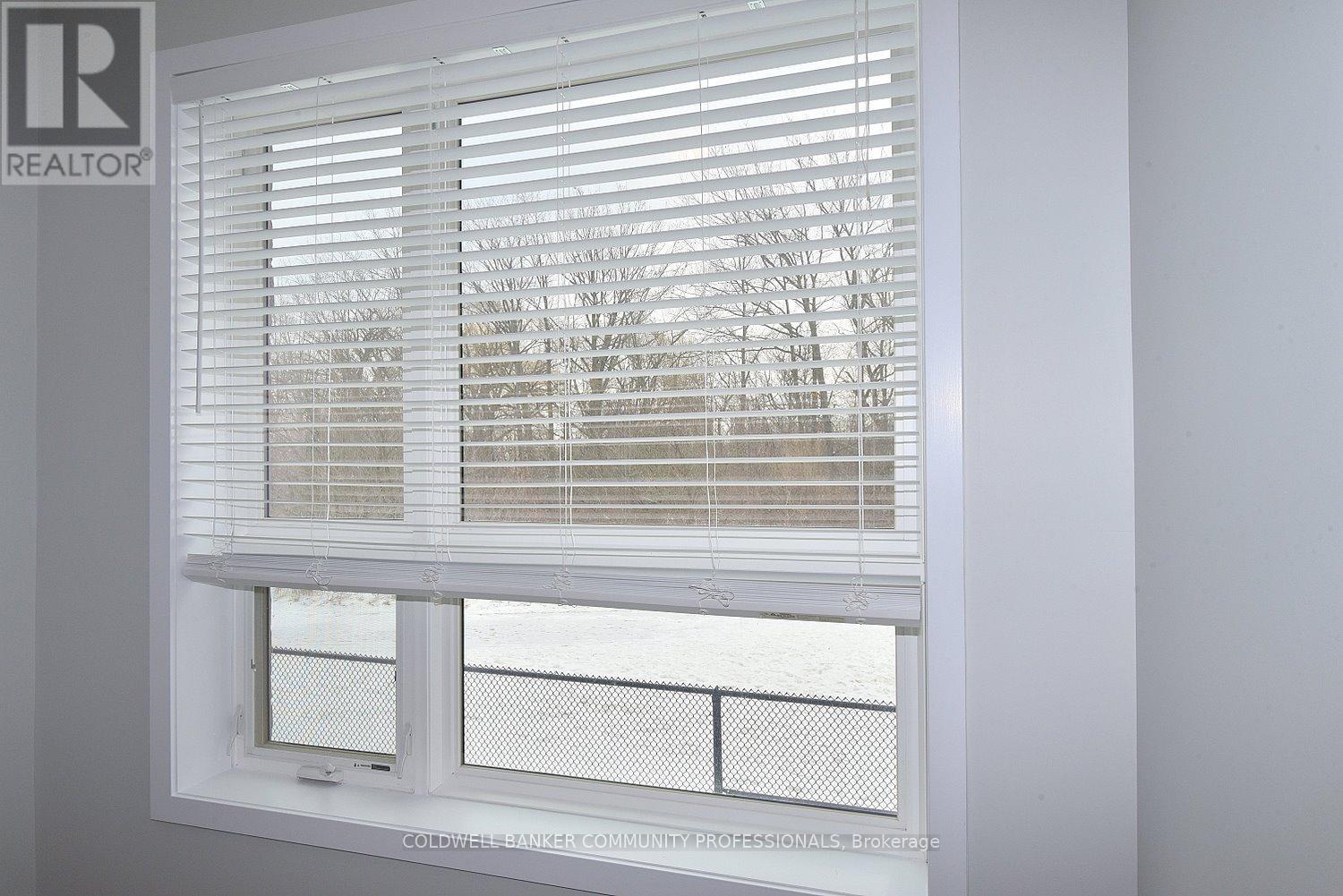 108 - 35 Southshore Crescent, Hamilton (Lakeshore), Ontario  L8E 0J2 - Photo 20 - X12782526