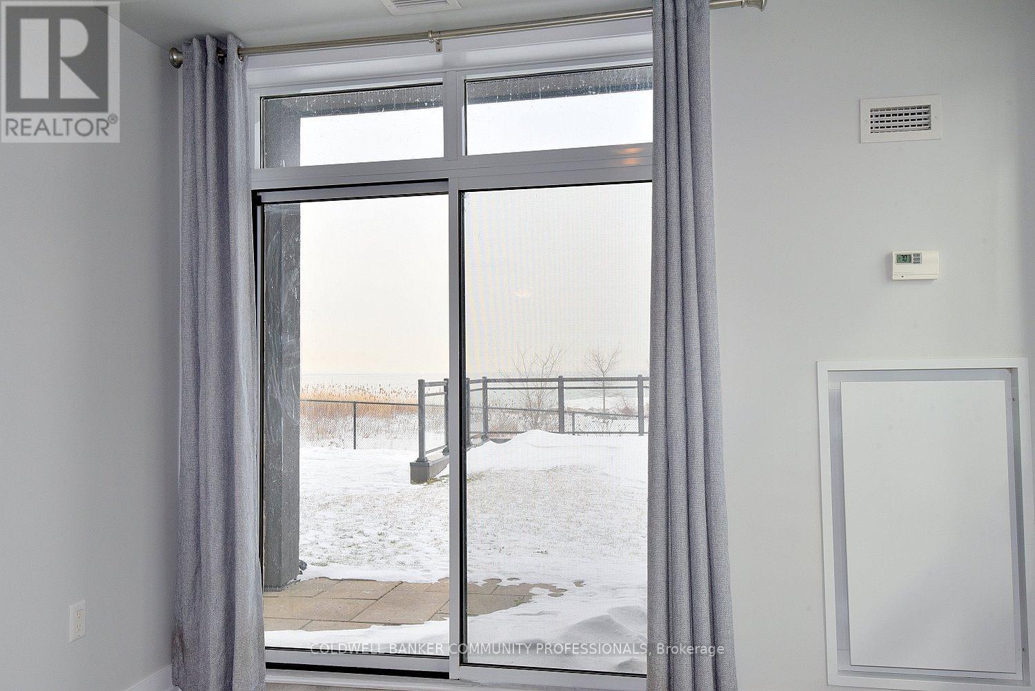 108 - 35 Southshore Crescent, Hamilton (Lakeshore), Ontario  L8E 0J2 - Photo 6 - X12782526