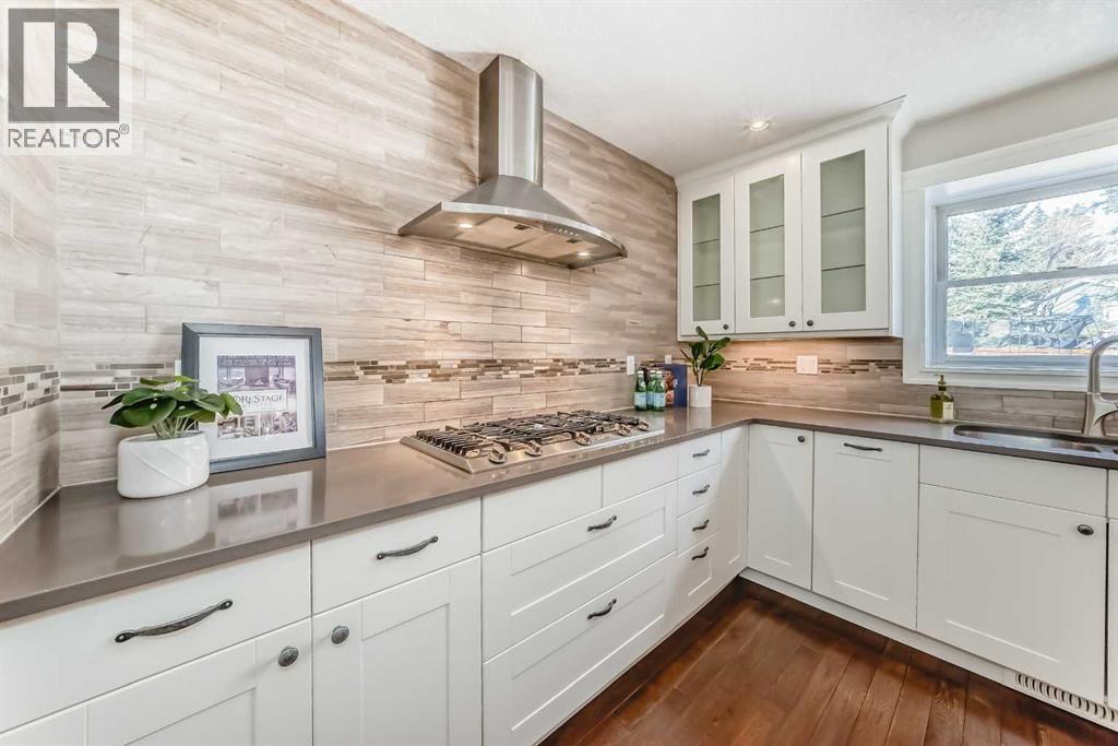 36 Stradbrooke Way Sw, Calgary, Alberta  T3H 1S5 - Photo 11 - A2283679