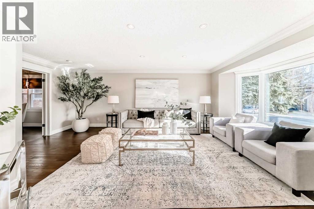 36 Stradbrooke Way Sw, Calgary, Alberta  T3H 1S5 - Photo 15 - A2283679