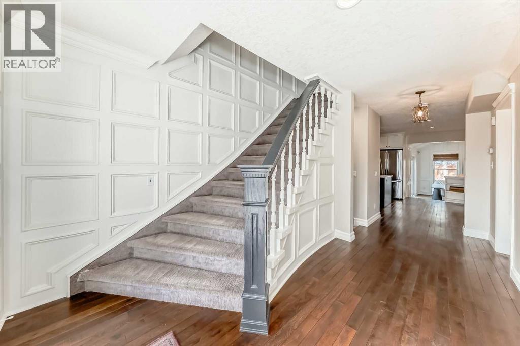 36 Stradbrooke Way Sw, Calgary, Alberta  T3H 1S5 - Photo 4 - A2283679