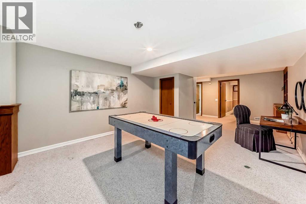 36 Stradbrooke Way Sw, Calgary, Alberta  T3H 1S5 - Photo 42 - A2283679