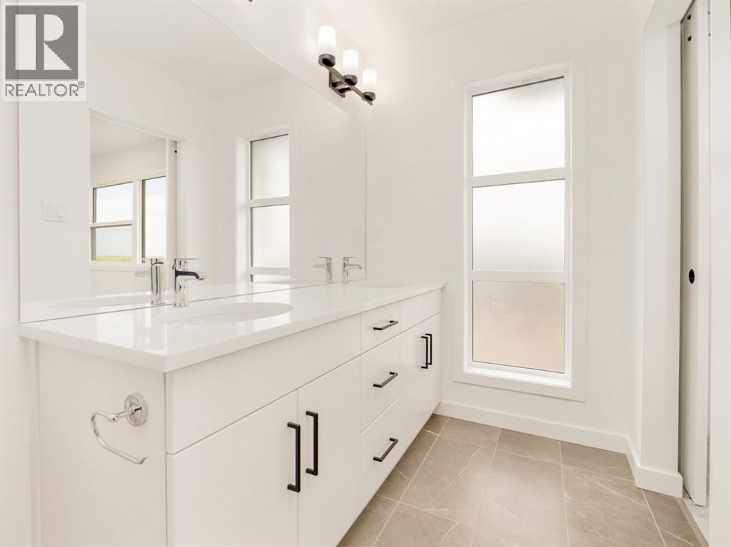 750 Violet Place W, Lethbridge, Alberta  T1J 5V1 - Photo 12 - A2262635