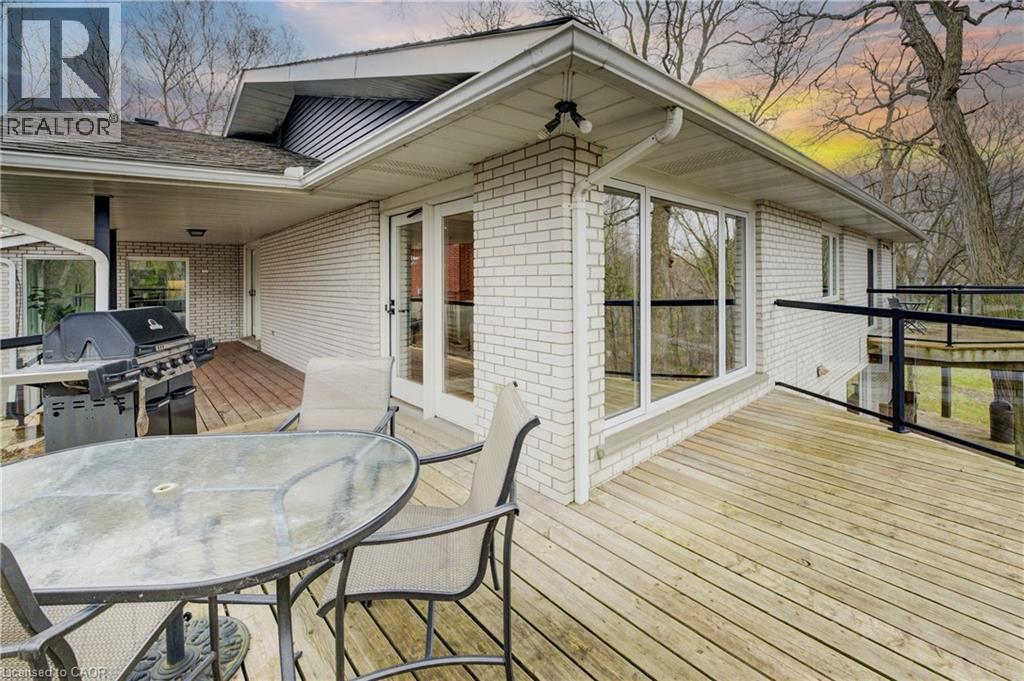 279 Ferndale Place, Waterloo, Ontario  N2J 3X8 - Photo 37 - 40797346