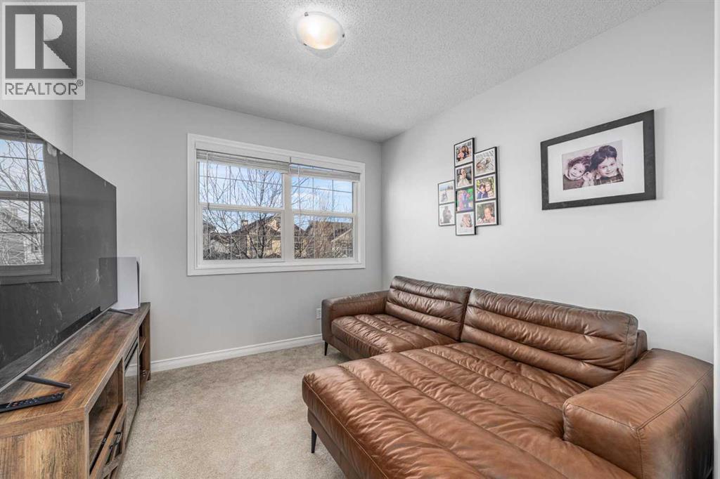 28 Crystal Shores Heights, Okotoks, Alberta  T1S 2K8 - Photo 19 - A2281479